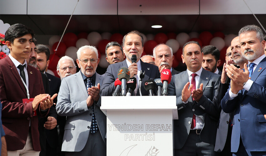 YRP lideri Erbakan'dan yeni anayasaya şartlı destek! YRP lideri Erbakan'dan yeni anayasaya şartlı destek!