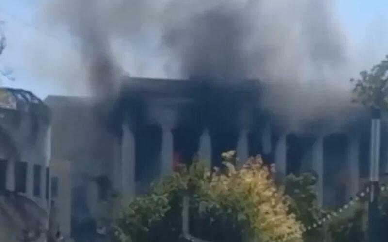 Ukrayna ordusundan Kırım'a çıkarma girişimi! Rus savaş uçakları havalandı Rusya'nın Sivastopol'deki Karadeniz Filosu karargahı füzelerle hedef alındı