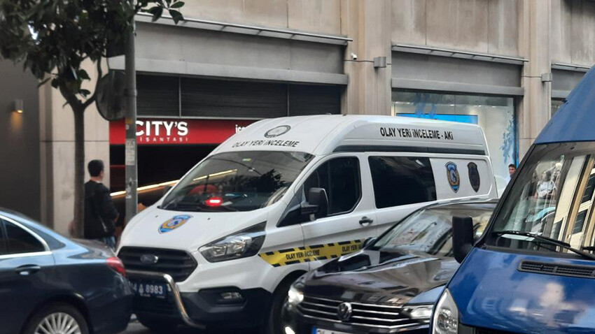 AVM'de dehşet! Balkondan düşen tıp öğrencisi hayatını kaybetti