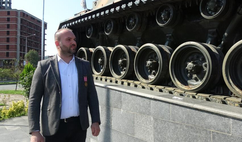 17 silah arkadaşı Aktütün'de şehit düştü! Gazi, yaşadıklarını 15 yıl sonra ilk kez anlattı 17 silah arkadaşı Aktütün'de şehit düştü! Gazi, yaşadıklarını 15 yıl sonra ilk kez anlattı