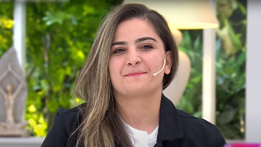 Yüz milyonda bir görülen olay Esra Erol'da yaşandı! Herkes dondu kaldı, İkizlerden birinin DNA sonucu şok yaşattı Betül Yurulmaz DNA testi istedi