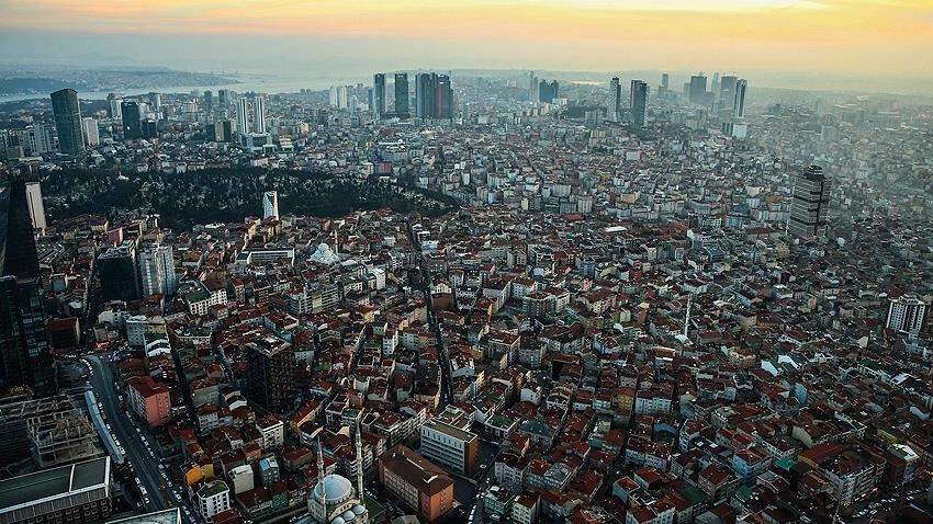 İstanbul'da okumanın maliyeti cep yakıyor! Rakamlar ortaya koydu: Bir öğrencinin maliyeti asgari ücreti geçti İstanbul'da okumanın maliyeti cep yakıyor! Rakamlar ortaya koydu: Bir öğrencinin maliyeti asgari ücreti geçti