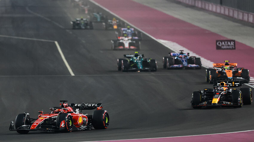 Max Verstappen bu yıl açık ara şampiyon! Formula 1'de üst üste 3. zafer Katar'da geldi