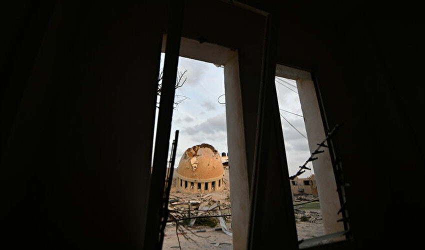 İsrail sivilleri ve camileri hedef aldı: Gazze yerle bir oldu