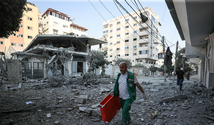 İsrail sivilleri ve camileri hedef aldı: Gazze yerle bir oldu