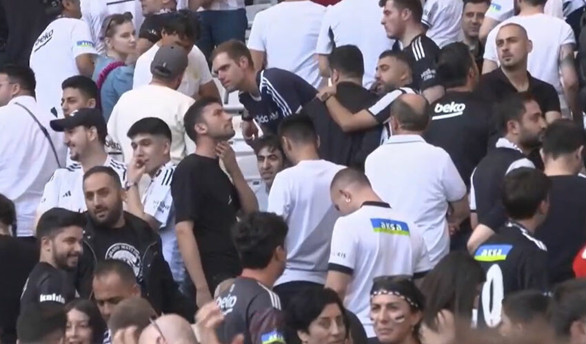 Beşiktaş - İstanbulspor maçında şok protesto! Taraftarlar ilk 5 dakika şaşırttı Beşiktaş