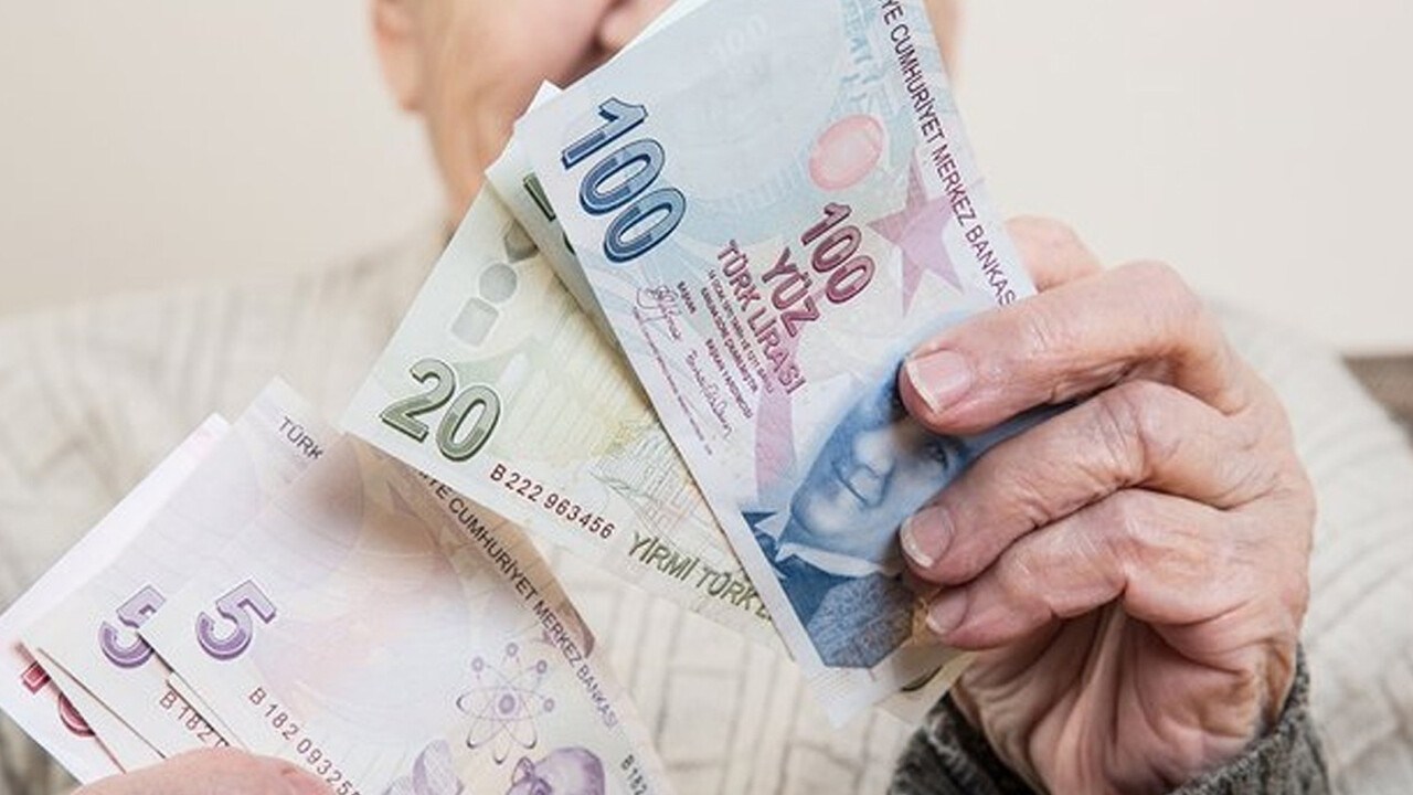 Emeklilere seyahat ve tatil desteği geliyor Emeklilere seyahat ve tatil desteği geliyor