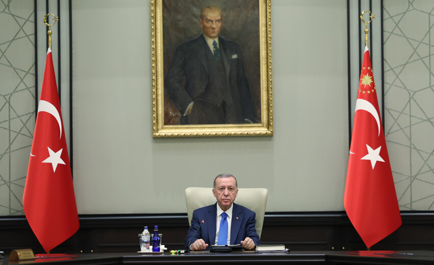 Son dakika... Kabine toplantısı başladı: Gözler Cumhurbaşkanı Erdoğan'ın vereceği emekli müjdesinde Son dakika... Kabine toplantısı başladı: Gözler Cumhurbaşkanı Erdoğan'ın vereceği emekli müjdesinde