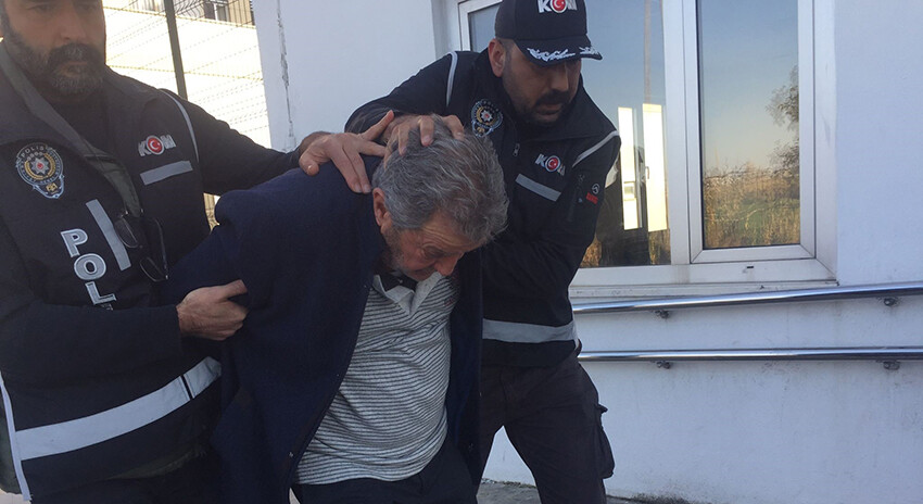 Yıkılan binanın müteahhidi, suçu depremde ölenlere attı Yıkılan binanın müteahhidi, suçu depremde ölenlere attı