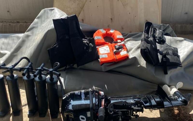 İzmir’de dev operasyon: Yüzlerce kaçak göçmen yakalandı İzmir’de dev operasyon: Yüzlerce kaçak göçmen yakalandı