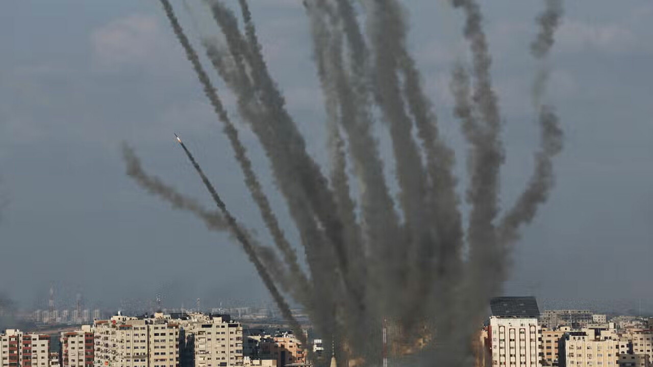 Hamas'ın tanıdığı süre doldu... İsrail'in Aşkelon şehrine roket yağdı: Demir Kubbe aşıldı Hamas'ın tanıdığı süre doldu... İsrail'in Aşkelon şehrine roket yağdı: Demir Kubbe aşıldı