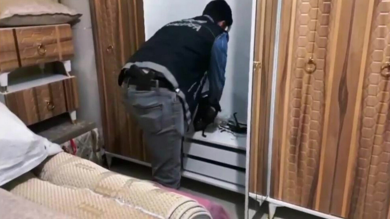 Uyuşturucu satıcılarına dev operasyon: Onlarca kişi gözaltına alındı Uyuşturucu satıcılarına dev operasyon: Onlarca kişi gözaltına alındı