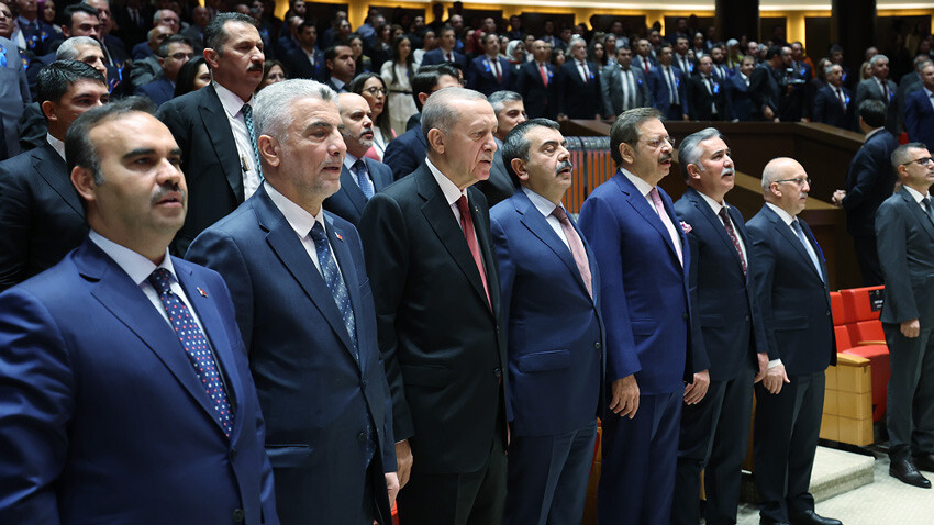 Son dakika haberi: Cumhurbaşkanı Erdoğan'dan 'fahiş fiyat' uyarısı: Fırsatçılara nefes aldırmayacağız Cumhurbaşkanı Recep Tayyip Erdoğan, 26'ncı Geleneksel Tüketici Ödülleri Zirvesi'nde önemli açıklamalarda bulundu.