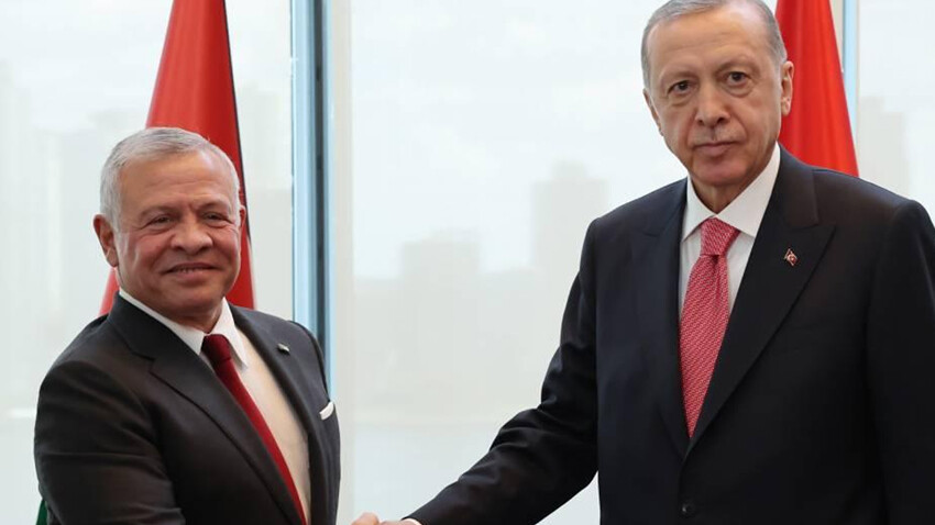 Cumhurbaşkanı Erdoğan'dan Filistin diplomasisi! Ürdün Kralı ile görüştü Cumhurbaşkanı Erdoğan'dan Filistin diplomasisi! Ürdün Kralı ile görüştü