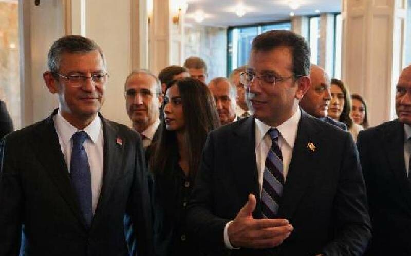 Özgür Özel’den İmamoğlu’na ziyaret: İttifak kapılarını açtı Özgür Özel’den İmamoğlu’na ziyaret: İttifak kapılarını açtı