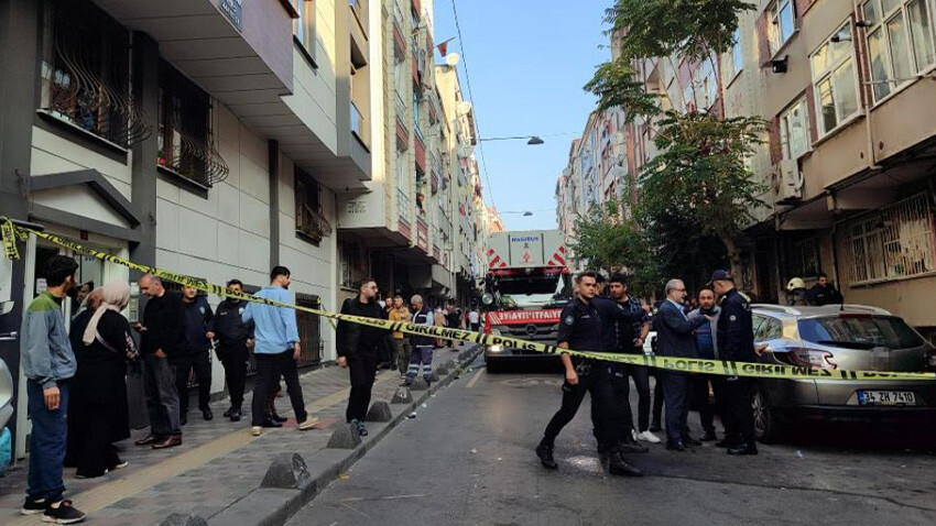 Ailesine kızdı, evi yaktı! Binayı saran alevlerde 19 kişi mahsur kaldı esenler- yangın2