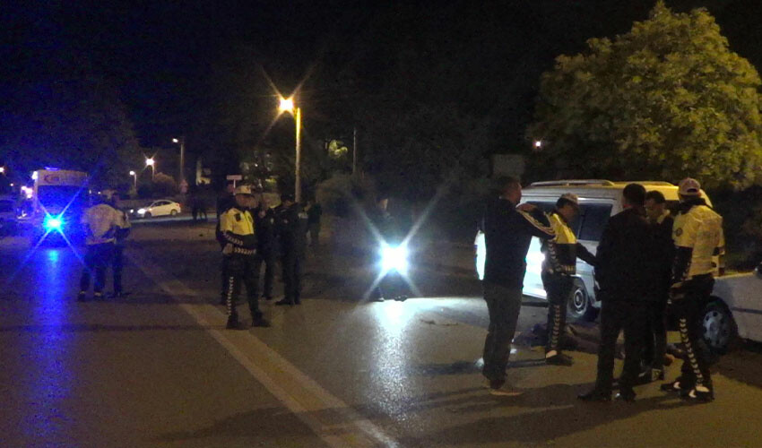 Denizli'de dehşet dolu ölüm: 2 gence çarpıp sürükledi Denizli'de dehşet dolu ölüm: 2 gence çarpıp sürükledi