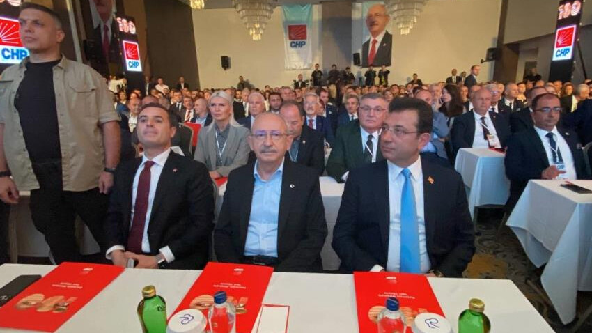 Kılıçdaroğlu kongre sonrasını işaret etti! ‘Kimse kusura bakmasın’ diyerek partililere gözdağı verdi: Onu partiden ayıracağım Kılıçdaroğlu kongre sonrasını işaret etti! ‘Kimse kusura bakmasın’ diyerek partililere gözdağı verdi: Onu partiden ayıracağım
