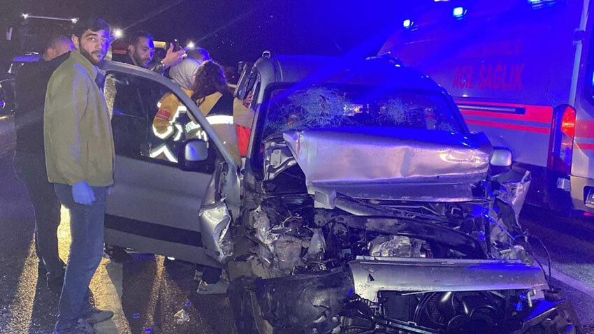 Kocaeli'de zincirleme kaza: 26 araç birbirine girdi, 13 kişi yaralandı