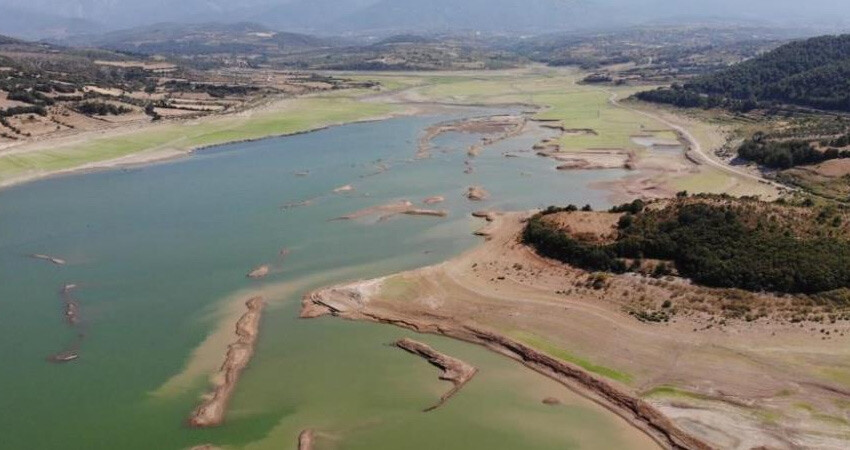 Bayramiç Barajı tarımsal sulamaya kapanacak! Su seviyesi yüzde 8’lere düştü, bölge alarm veriyor