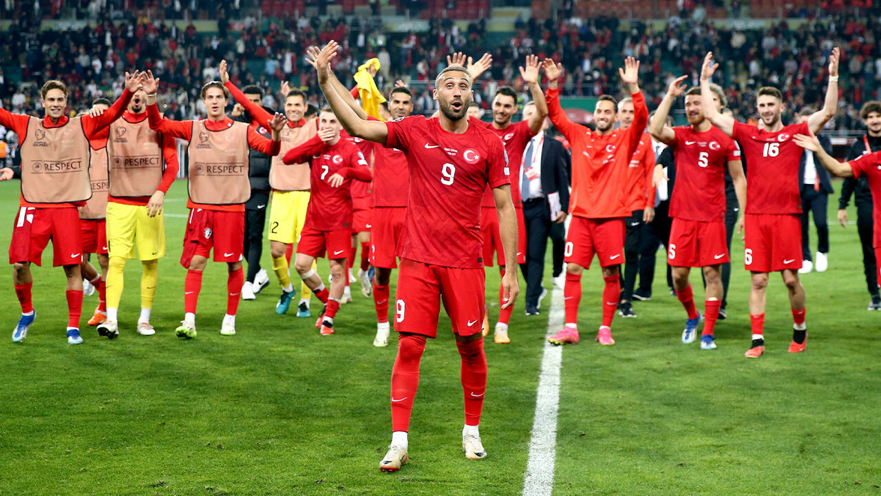 EURO 2024 bileti alan A Milli Takım, kasasını doldurdu! Toplam para ödülü 370 milyon euro EURO 2024 bileti alan A Milli Takım, kasasını doldurdu! Toplam para ödülü 370 milyon euro