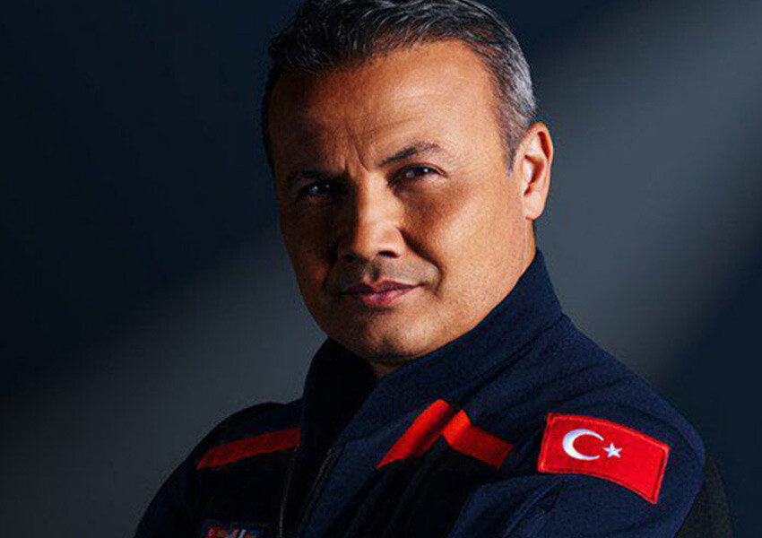 Ax-3 astronotları tanıtıldı! İlk Türk uzay yolcusu Alper Gezeravcı'dan tarihi açıklama alper gezeravcı