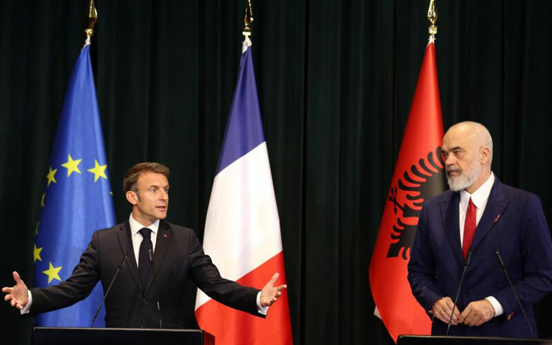 Fransa Cumhurbaşkanı Macron'dan, Arnavutluk'ta 'Avrupa yeniden birleşmeli' çağrısı Fransa Cumhurbaşkanı Emmanuel Macron ile Arnavutluk Başbakanı Edi Rama