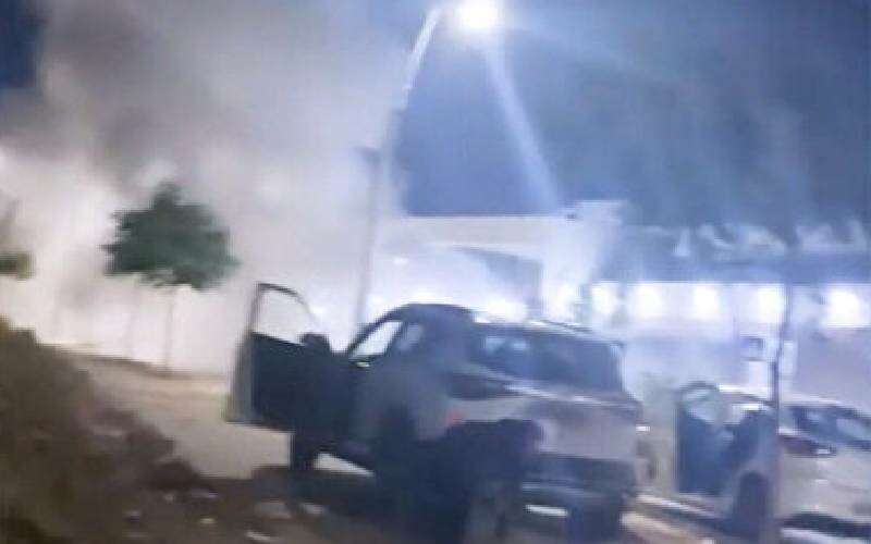 Son dakika! İsrail’de Türk gazetecilerin yakınına roket düştü