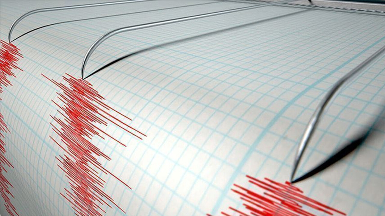 İran'da 5,6 büyüklüğünde korkutan deprem! İran'da 5,6 büyüklüğünde korkutan deprem!