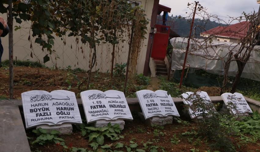 Mezarların hikayesini duyanlar şaşkınlığını gizleyemiyor! "Bu kadar da olur mu?" diyor Mezarların hikayesini duyanlar şaşkınlığını gizleyemiyor! "Bu kadar da olur mu?" diyor