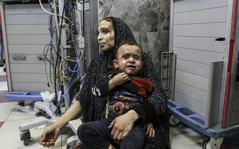 Uluslararası basın, İsrail'in Gazze'deki hastane saldırısını böyle gördü: Sokaklarda cesetler var... Uluslararası basın, İsrail'in Gazze'deki hastane saldırısını böyle gördü: Sokaklarda cesetler var...