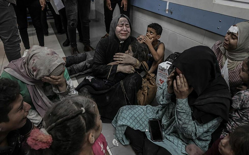 İsrail, Gazze'de hastane vurdu! Uluslararası basın aklama yarışına girdi İsrail, Gazze'de hastane vurdu! Uluslararası basın aklama yarışına girdi