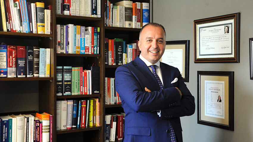 Ev sahibi kiracı kavgası tarihe karışıyor! Arabuluculuk sistemiyle anlaşmazlıklar yüzde 100'e yakın azaldı Ev sahibi kiracı kavgası tarihe karışıyor! Arabuluculuk sistemiyle anlaşmazlıklar yüzde 100'e yakın azaldı