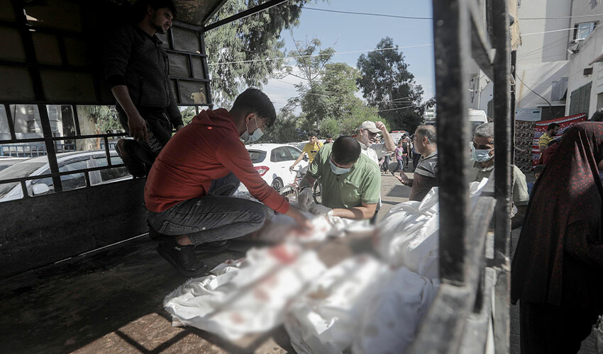 Gazze'de acı görüntüler! El Şifa Hastanesi'nin önü cenazelerle doldu