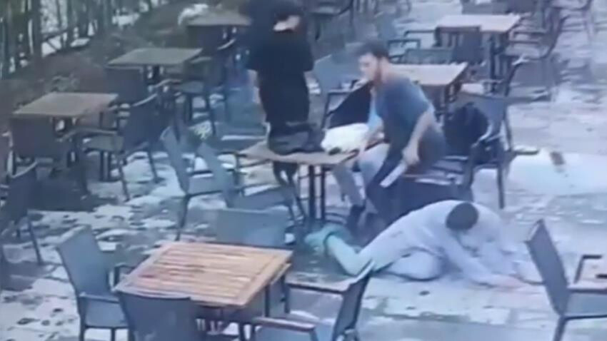 Çay bahçesinde film gibi olay! Tetikçi hedefi karıştırınca yanlış adamı vurdu