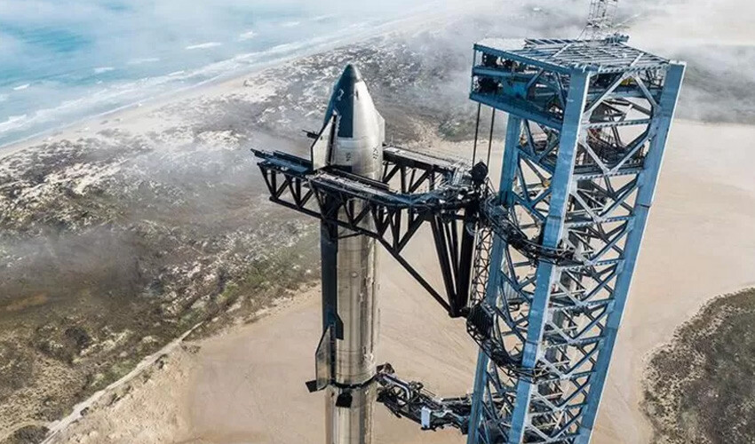 SpaceX, ABD'ye tepkili! Dünyanın en güçlü roketine engel: Böyle giderse yarışı Çin kazanacak spacex starship roketi