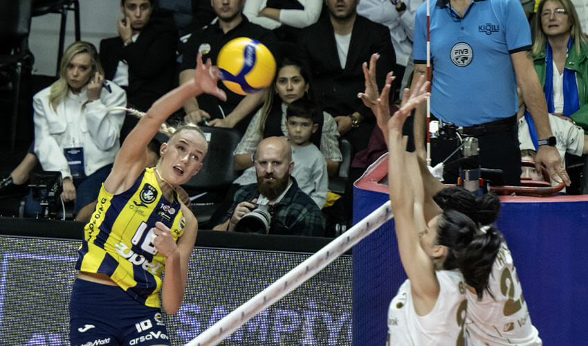 Fenerbahçe'nin yıldızı Arina Fedorovtseva: Modellik ve reklam tekliflerine açığım Arina Fedorovtseva