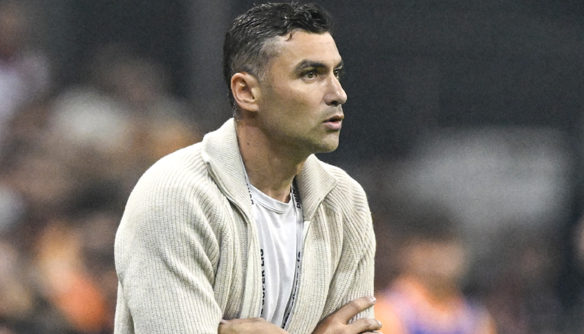 Burak Yılmaz, Galatasaray yenilgisi sonrası sert konuştu: Başka şeyler var! Burak Yılmaz, Galatasaray yenilgisi sonrası sert konuştu: Başka şeyler var!