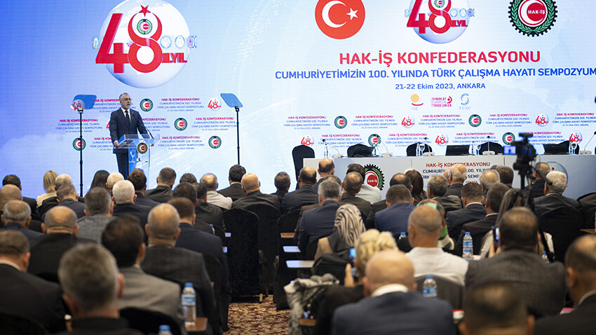 Bakan Işıkhan'dan asgari ücret mesajı: Enflasyona karşı haklarını koruyacağız Bakan Işıkhan'dan asgari ücret açıklaması