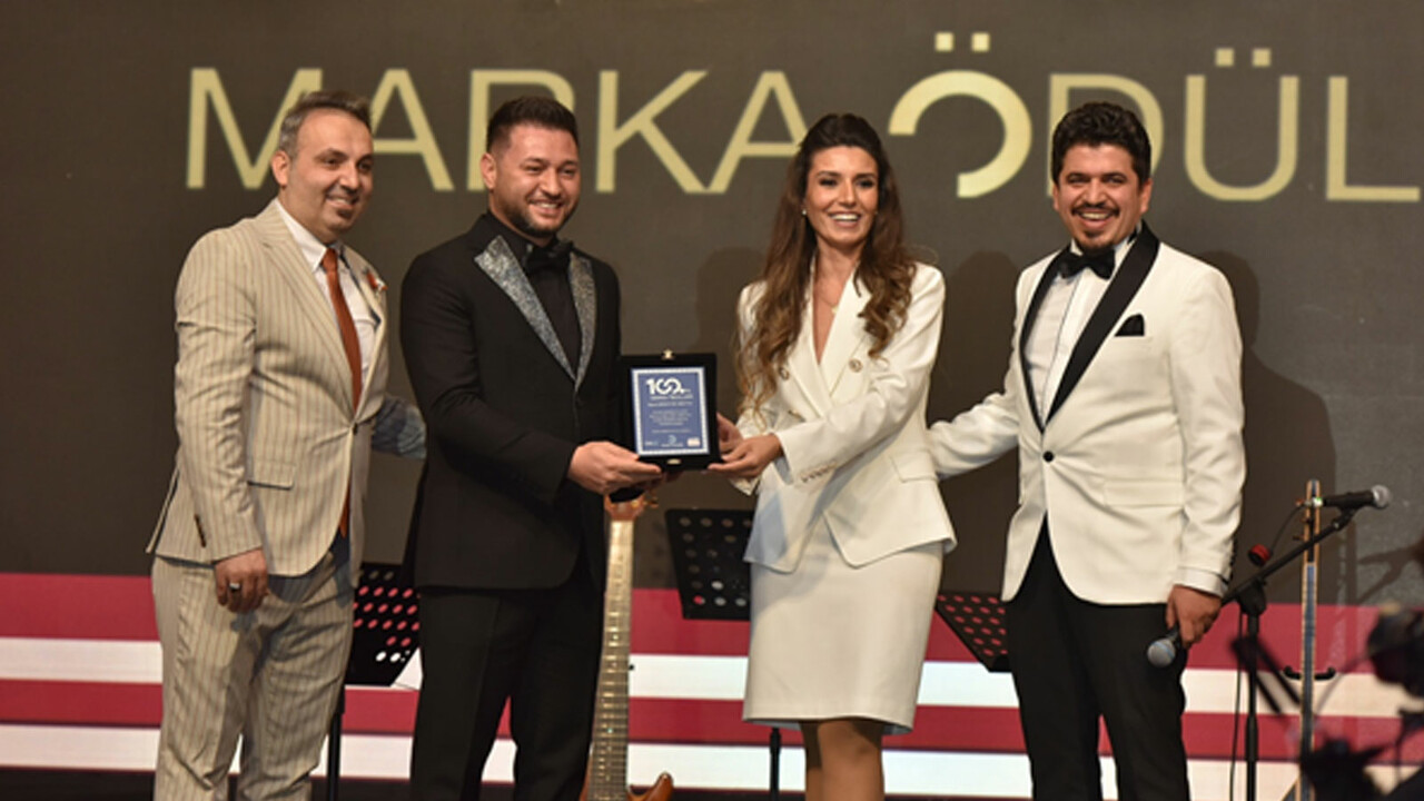 100. Yıl Marka ödülleri sahiplerini buldu 100. Yıl Marka ödülleri sahiplerini buldu