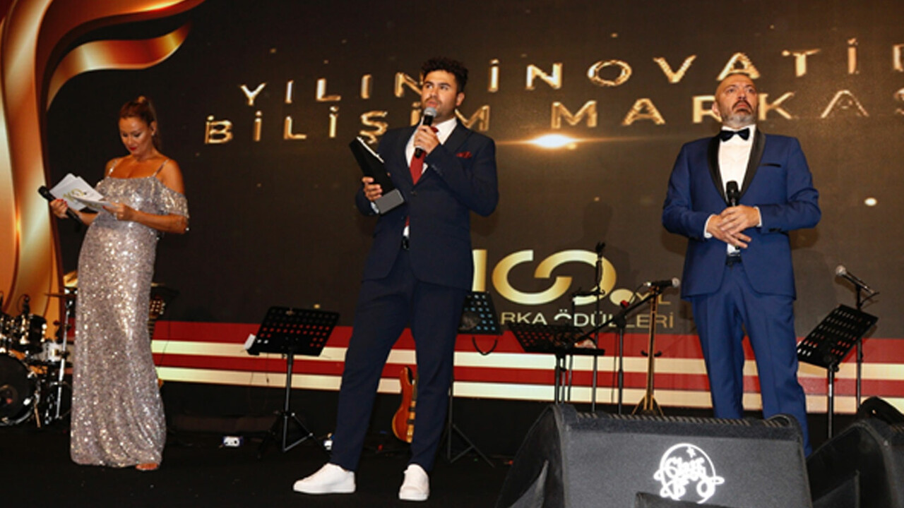 100. Yıl Marka ödülleri sahiplerini buldu 100. Yıl Marka ödülleri sahiplerini buldu