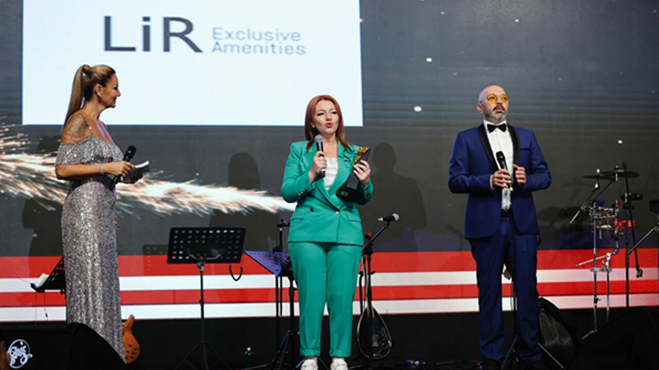 100. Yıl Marka ödülleri sahiplerini buldu 100. Yıl Marka ödülleri sahiplerini buldu