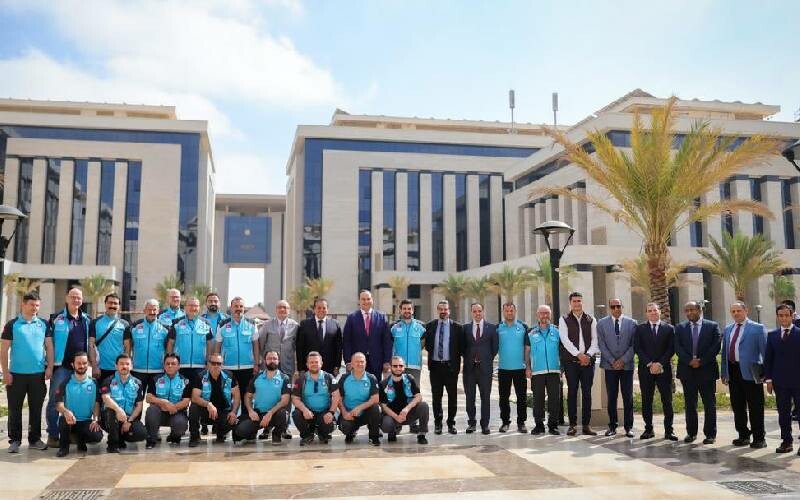 Gazze’ye nefes olacak! Bakan Koca duyurdu: Türk doktorlar Mısır’a ulaştı