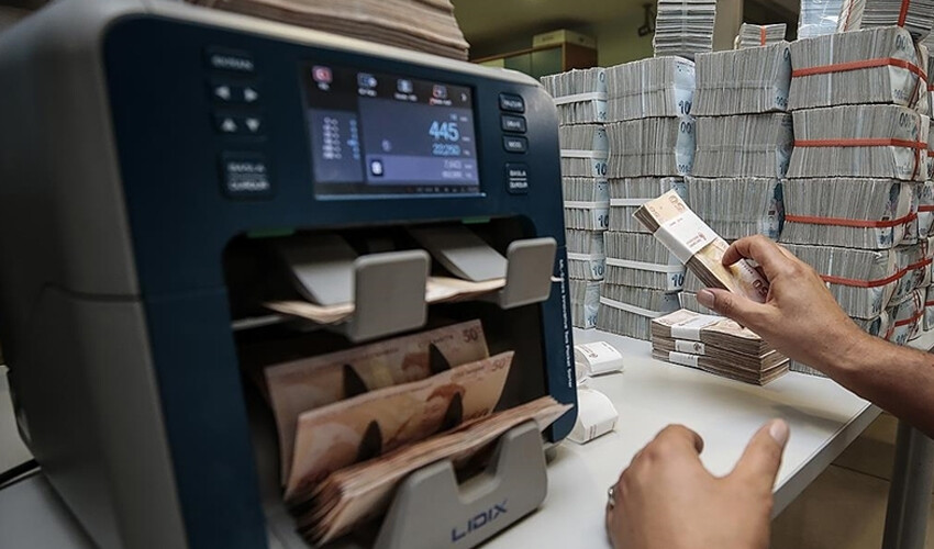 Merkez Bankası'nın KKM dönüşüm hedefi tuttu: Bankalar TL mevduat faizlerini düşürmeye başladı Merkez Bankası'nın KKM dönüşüm hedefi tuttu: Bankalar TL mevduat faizlerini düşürmeye başladı