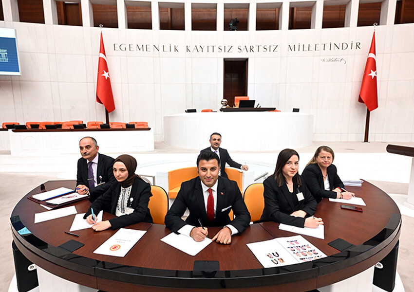 TBMM Tutanak Hizmetleri