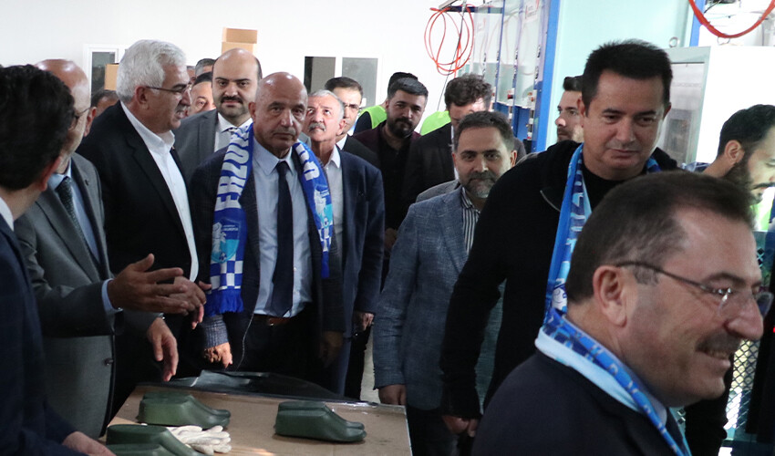 Acun Ilıcalı’dan yeni yatırım: Şimdi de fabrikatör oldu Acun Ilıcalı’dan yeni yatırım: Şimdi de fabrikatör oldu