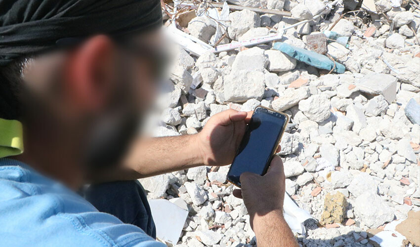 Akıl almaz dolandırıcılık! Sosyal medyada tanıştı, adisyon oyunuyla paralarını aldı Akıl almaz dolandırıcılık! Sosyal medyada tanıştı, adisyon oyunuyla paralarını aldı