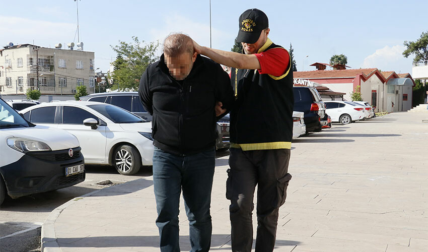Adana'da kuzen cinayeti:1 ölü, 1 yaralı Adana'da kuzen cinayeti:1 ölü, 1 yaralı