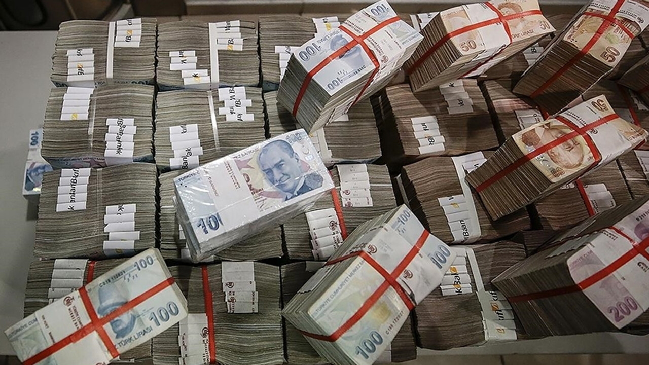 Merkez Bankası'nın faiz kararı için sıra dışı tahmin: Yabancı ekonomistler beklentisini açıkladı Merkez Bankası'nın faiz kararı için sıra dışı tahmin: Yabancı ekonomistler beklentisini açıkladı