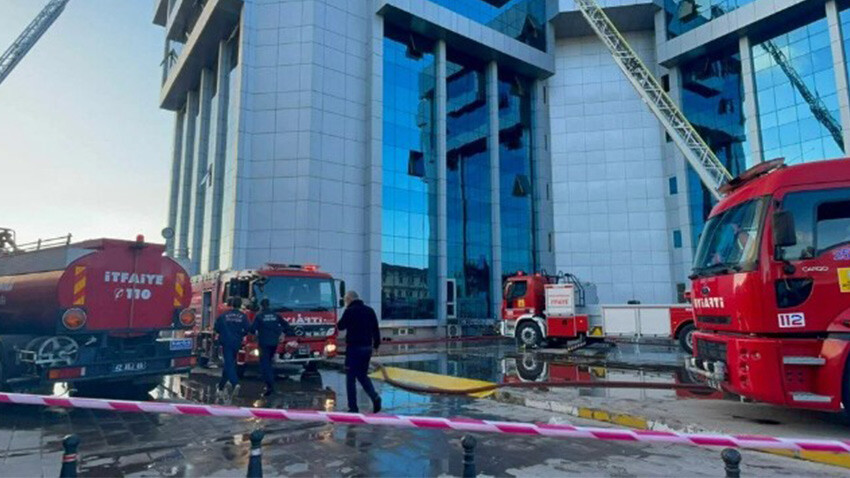 Konya'da belediye binasında yangın Konya Karatay Belediyesi- yangın3